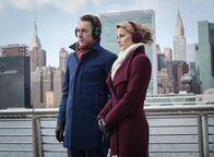 Instinct – Dr. Dylan Reinhart (Alan Cumming, l.) und Det. Lizzie Needham (Bojana Novakovic, r.) müssen gleich zwei Morde aufklären, die zunächst wie Suizide erscheinen ...