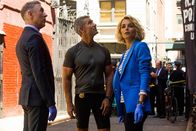 Instinct - Auf Mörderjagd – Pictured (L-R): Dr. Dylan Reinhart (Alan Cumming), Det. Kanter Harris (Michael B. Silver) and Det. Lizzie Needham (Bojana Novakovic)