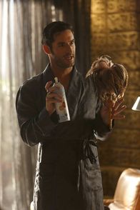 Lucifer – Die ständige Anwesenheit seiner Mutter macht es Lucifer (Tom Ellis) nicht einfach, sein sonst so ausschweifendes (Liebes-)Leben zu führen und das gefällt ihm ganz und gar nicht ...