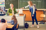 Die Läusemutter – Antje Widdra (Anke Knapp), Pina Kühr (Hannah Weihrauch).