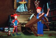 okidoki-Kinderprogramm: Astrid Lindgrens: Pippi Langstrumpf – Der Tischler, dem alles kaputt geht, was er anfaßt, ist im Begriff Pippis Tisch kurz und klein zu sägen.