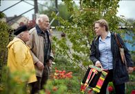 Matterns Revier – Patrizia (Julia Sontag, r.) fordert von Helmut (Jochen Stern, l.) und Berti (Dieter Schaad, M.) ihre ausstehende Gage.