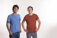 Checker Tobi – Von links: Can Mansuroglu als "Checker Can" und Tobias Krell als "Checker Tobi".