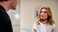 Sturm der Liebe – Alexandra (Daniela Kiefer, r.) glaubt, dass Tom (Milan Marcus, l.) den Unfall provoziert hat.