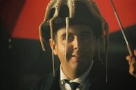 Der WiXXer – Rosenverkäufer (Bastian Pastewka)
