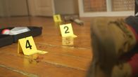 Täterjagd – Ein schwieriger Fall, der durch die Hartnäckigkeit der Ermittler, aber auch dank kleiner Hinweise am Tatort gelöst werden konnte.