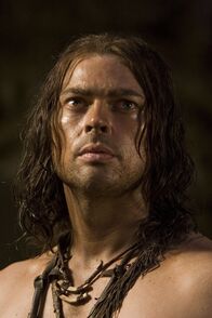 Pathfinder - Fährte des Kriegers – Als kleiner Junge wird Geist (Karl Urban) von seinem Stamm, den Wikingern, zurückgelassen, weil er sich weigert, einen Indianerjungen zu töten. 15 Jahre später greifen genau diese das Indianerdorf an ...
