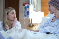 Atlanta Medical – Nicolette Nevin (Emily VanCamp, l.); Donna Jackson (Shannon Wilcox, r.)