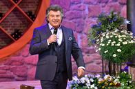 Schlager-Spaß – Heute begrüßt Andy Borg in seiner gemütlichen Weinstube wieder viele musikalische Gäste.