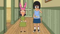 Bob's Burgers – Louise, l.; Tina, r.