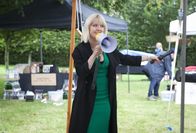 Agatha Raisin – Agatha Raisin (2016)