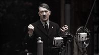 Apokalypse Hitler – Hitler hielt Reden, die auch über Rundfunk verbreitet wurden.