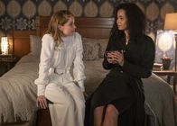 Charmed – Charity (Virginia Williams, l.); Macy Vaughn (Madeleine Mantock, r.)