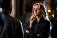 Chicago Fire – Chicago Fire Staffel 6 Folge 7 Sie versuchen es nochmals miteinander: Jon Seda als Antonio Dawson, Kara Killmer als Sylvie Brett
