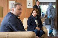 Wilsberg – v.li.: Gregor Cassell (Stephan Grossmann), Anna Springer (Rita Russek), Georg Wilsberg (Leonard Lansink)