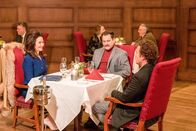 Fargo – Mary McDonnell (Ruby Goldfarb), Michael Stuhlbarg (Sy Feltz), Ewan McGregor (Emmit/Ray Stussy).
