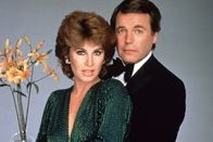 Hart aber herzlich – Stefanie Powers (l), Robert Wagner (r).