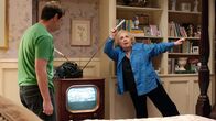 Grandma's Boy – Alex (Allen Covert), Grandma Lilly (Doris Roberts)