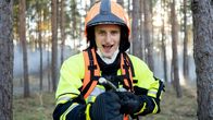 CheXpedition – Checker Julian übt sich als Feuerwehrmann.