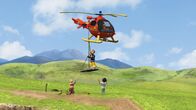 Feuerwehrmann Sam – Sarah hat sich das Bein verstaucht und wird von Sam und Tom Thomas ins Krankenhaus gebracht.