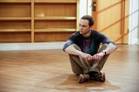 The Big Bang Theory – Dass Colonel Williams ihn beim Air Force Projekt ausgestochen hat, wurmt Sheldon (Jim Parsons ) ganz schön ...