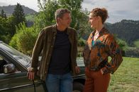 Der Bergdoktor – Caro Pflüger (Barbara Lanz) sucht das Gespräch mit Martin Gruber (Hans Sigl).