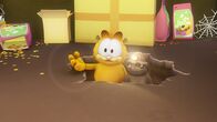 The Garfield Show – Ein Maulwurf hat Jons Garten unterhöhlt. Doch Garfield schafft es, ihn für seine Zwecke zu benutzen.