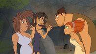 Wir sind die Croods! – Die Boors (l.) haben einen Vorschlag für die Croods, wie sie die lästigen Tiere wieder loswerden.