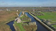Natur macht Geschichte – Die Niederlande sind lange Zeit auf den Wind angewiesen, um neues Land aus der Nordsee zu gewinnen.