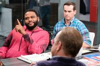 Black-ish – (v.li.): Anthony Anderson (Andre ‚Dre‘ Johnson), Jeff Meacham (Josh).