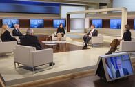 Anne Will – Moderatorin), Christian Lindner (FDP), Ljudmyla Melnyk (Ukrainerin, Projektleiterin und Wissenschaftlerin am Institut für europäische Politik) und zugeschaltet Egils Levits (Präsident von Lettland)