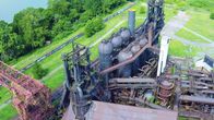 Lost Places – Ein Relikt der Industrialisierung: der ehemalige Hochofen Carrie Furnace in Pittsburgh, Pennsylvania.