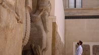 Metropolen der Antike – Aufbewahrt im Louvre: Skulpturen, die Persepolis als Vorbild dienten.