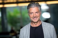 Knapp daneben – Moderator beim Rundfunk Berlin-Brandenburg (rbb).