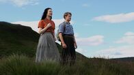 The Silent Storm – Fionn (Ross Anderson) und Aislin (Andrea Riseborough)