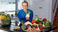 Die Ernährungs-Docs – Von der ersten Folge an dabei: Matthias Riedl ist Internist, Diabetologe und Ernährungsmediziner.