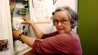 Lebenslinien – Den Router installiert Maria selbst.