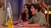 iCarly – Carly Shay (Miranda Cosgrove), Freddie Benson (Nathan Kress)