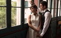 Velvet – Ana Rivera (Paula Echevarría, l.); Alberto Márquez (Miguel Ángel Silvestre, r.)