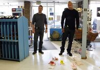 Navy CIS: L.A. – Ermitteln in einem neuen Fall: Callen (Chris O'Donnell, l.) und Sam (LL Cool J, r.) ...