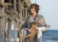 Das Lächeln der Sterne – Strandwanderung: Diane Lane als Adrienne Willis