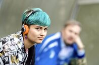Ollewitz – Nika und Stephan sitzen auf der Bank