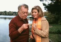 Ein Stück vom Glück – Frank Haller (Klausjürgen Wussow), Regina Köhler (Jutta Speidel).