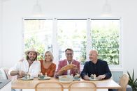 Unser Traumhaus: Umzug oder Umbau? – (v.l.n.r.) Jules; Erin; Andrew Winter; Neale Whitaker