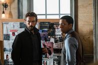 Sleepy Hollow – L-R: Ichabod Crane (Tom Mison) und Jake Wells (Jerry MacKinnon)