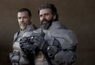 Dune – Erkunden neuen Planeten, v.li.: Josh Brolin als Gurney Halleck, Oscar Isaac als Duke Leto Atreides