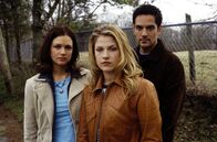 Final Destination 2 – Clear (Ali Larter, M.), Kimberly (A. J. Cook, l.) und Thomas (Michael Landes, r.) vereinen ihre Kräfte, um dem meuchelnden Sensenmann zu entkommen ...