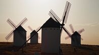 Unbekanntes Spanien – Die Region La Mancha ist berühmt für die Geschichte von Don Quijote, der gegen Windmühlen kämpfte.