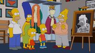 Die Simpsons – Durch eine TV-Sendung entdecken Homer (l.), Marge (2.v.l.), Lisa (M.) und Bart (r.) die ehemalige Identität von Grampa (r.) ...