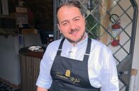 Küchen der Welt – Koch Giovanni Milo aus Gragnano zeigt, wie man die traditionelle neapolitanische Pasta mit Bohnen zubereitet. Das Gericht ist das Aushängeschild der regionalen Küche, der sogenannten Cucina Povera.